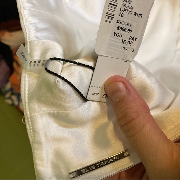 Elie Tahari White Mockneck Midi Swing Dress 10 - Picture 5 of 6